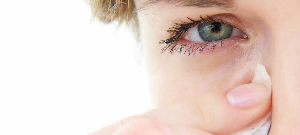 Почему у меня глаза чешутся и плачут