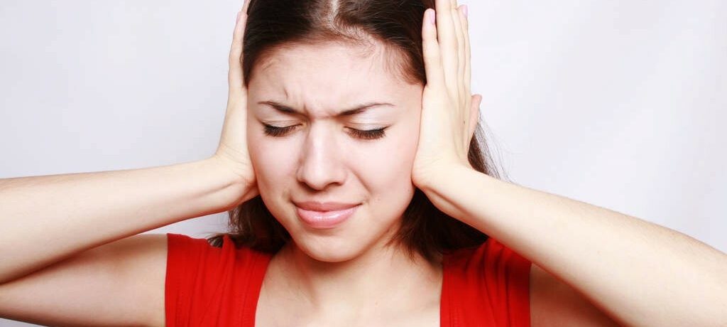 Провисшие уши и головокружение