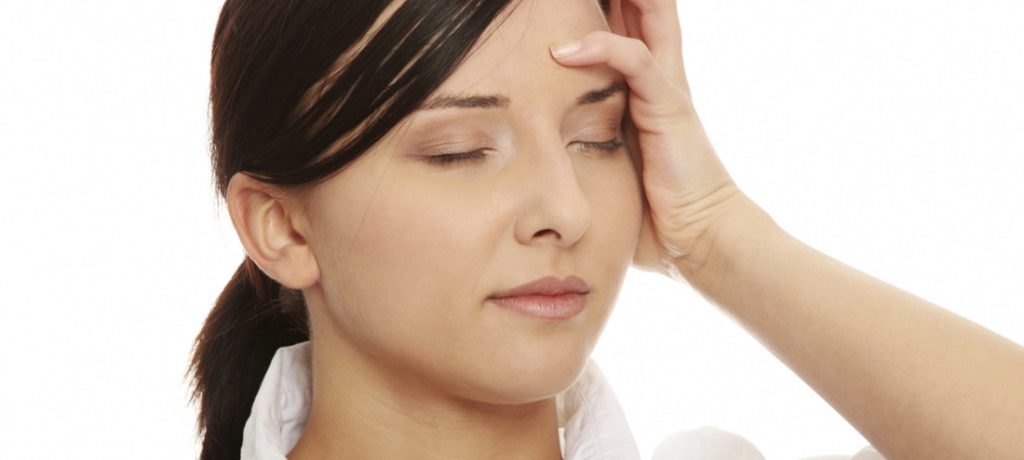 Боли в ушах от головокружения из-за припухлости аденоида